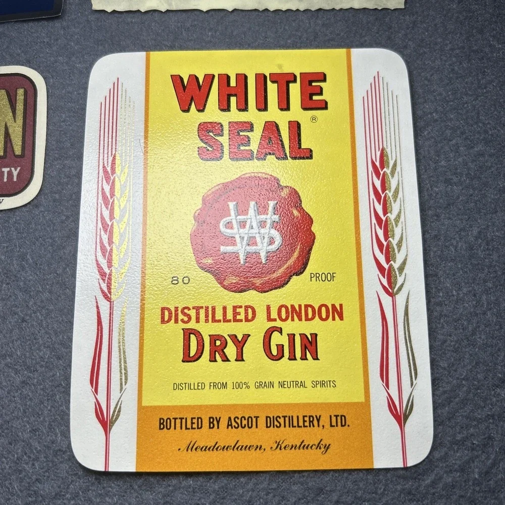 Vintage Lot of 7 Gin Alcohol Beverage Labels Collectible Bottle Labels‎
